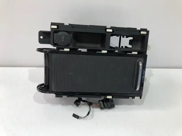 Suport pahar 3g0862531g Volkswagen Passat B8 (2014-2019)