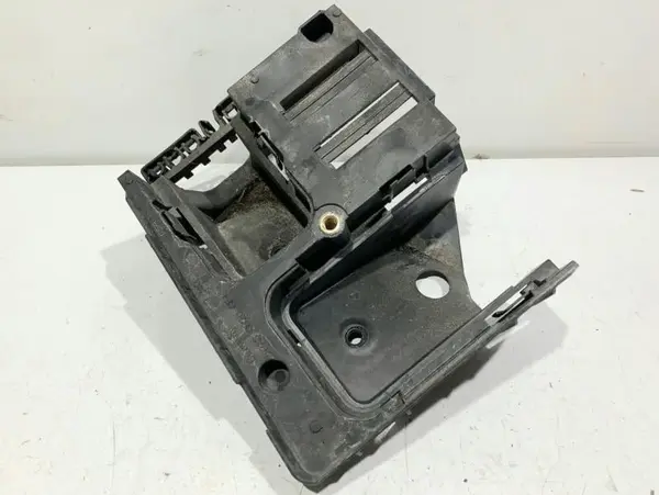 Suport panou sigurante 1K0907361C Volkswagen Golf 6 (2008-2013)
