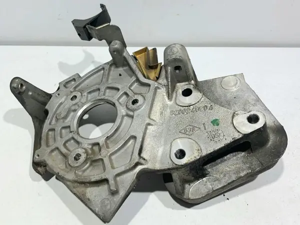 Suport pompa inalta 8200240204 Renault Scenic 2 (2003-2009) 1.9 DDIS F9Q euro 4