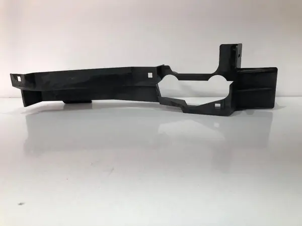 Suport radiator dreapta 7009236 Land Rover Range rover vogue L322 (2002-2009)