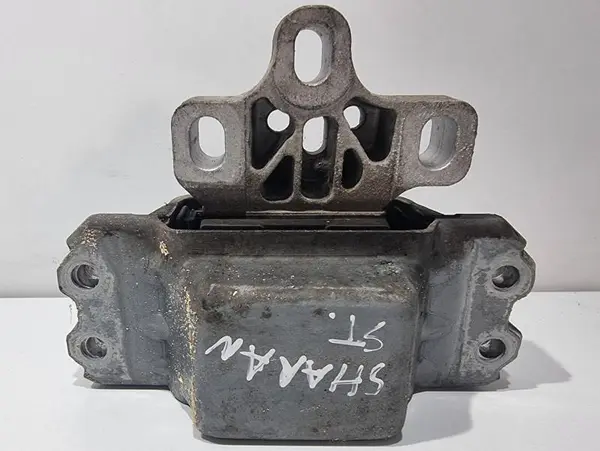 Suport tampon motor stanga 5N0199262F Audi Q3 (2011-2017) [8U] 2.0 tdi CFFB