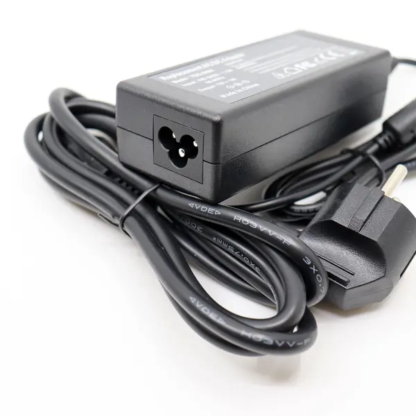 Sursă alimentare 12V 3A cu protecție la scurtcircuit și suprasarcină, mufă 5.5×2.1 mm, Rovision YDS36