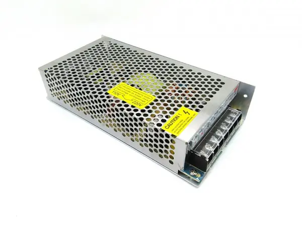 Sursă de alimentare în comutație YDS 12V 20A, carcasă metalică perforată