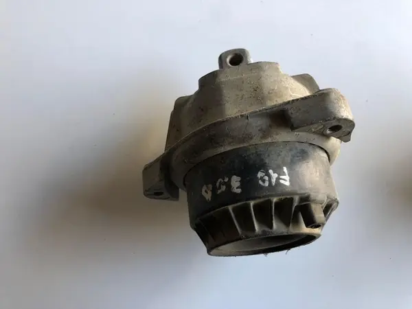 Tampon motor 68623513 BMW Seria 5 (2010-2017) [F11] 3.0d