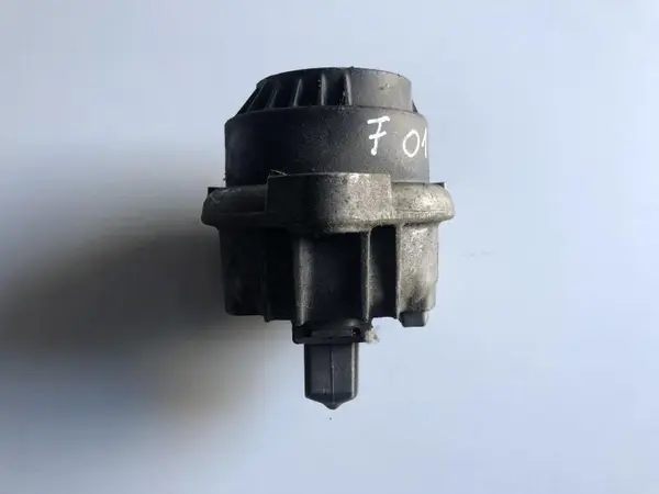 Tampon motor dreapta 6777374 BMW Seria 5 (2010-2017) [F10] 4.4 benzina n63