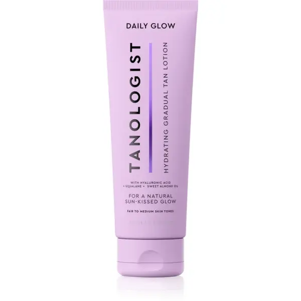 TANOLOGIST Daily Glow loțiune de corp hidratantă pentru bronzare treptata culoare Light To Medium 250 ml