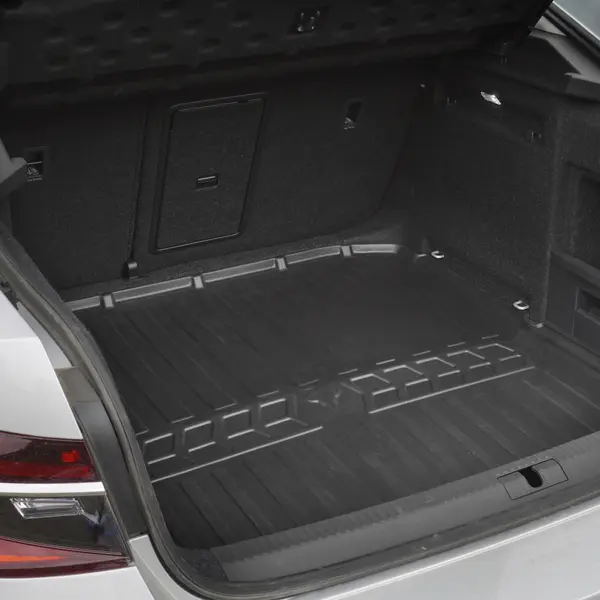 Tavita portbagaj cauciuc Umbrella pentru Suzuki SX4 II cu podea inalta (2013-2021)