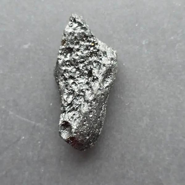 Tectita neagra, meteorit piatra bruta, tektit m2