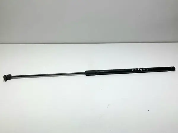 Telescop capota fata Volkswagen Passat B8 (2014-2019)