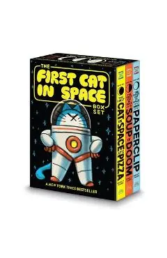 The First Cat in Space 3-Book Box Set: A Graphic Novel Collection: The First Cat in Space Ate Pizza, the First Cat in Space and the Soup of Doom, the - Mac Barnett