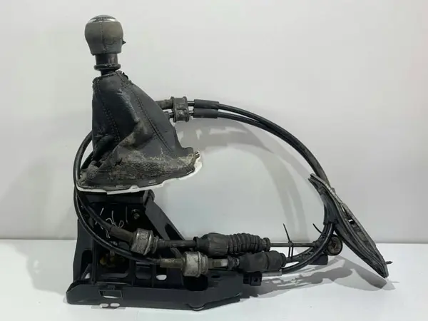 Timonerie cutie manuala 335300511 Toyota Avensis facelift (2012-2015) [T27] 2.0d; 2.2 D-4D 1ADFTV; 2ADFTV