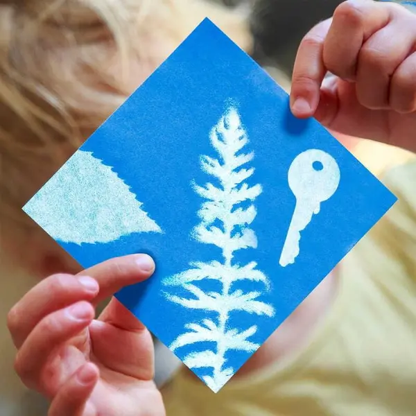 TOBAR Jucarie Hartie solara TOBAR, Experimente creative, stimularea creativitatii, 10 coli, 4 ani+