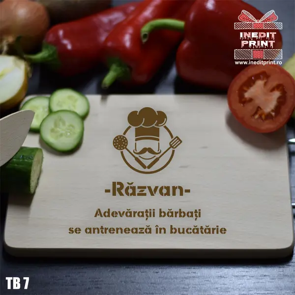 Tocator personalizat cu maner Adevaratii barbati TB7