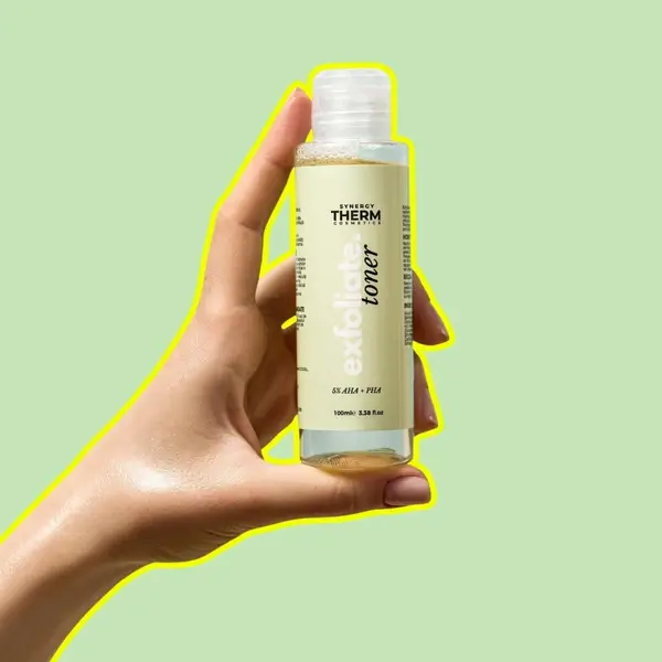 Toner exfoliant AHA/PHA, Exfoliate Toner, cu Acid Glicolic și Gluconolactonă, exfoliază tenul blând și curătă porii