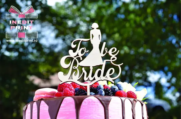 Topper Tort Bride to be TC59 Lemn natur, 20x20cm