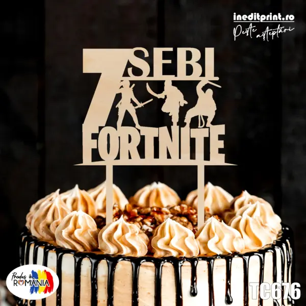 Topper tort personalizat Fortnite TC676 Lemn natur, 16 cm