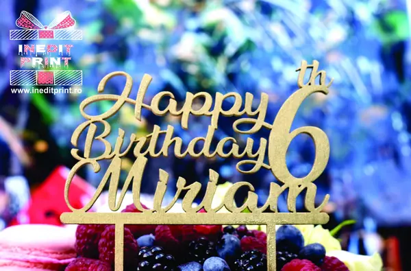 Topper Tort Personalizat Happy Birthday TC128 Lemn natur, 20x16cm