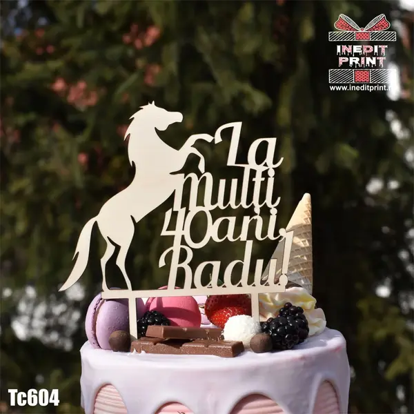 Topper tort Personalizat - Horse TC604 Lemn natur, 16x16cm
