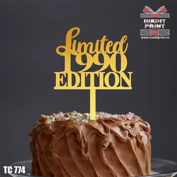 Topper Tort Personalizat Limited Edition TC734 Lemn natur, 16x16cm
