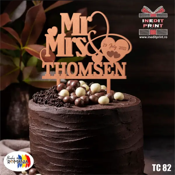 Topper Tort Personalizat MrMrs TC82 Lemn natur, 16x16cm