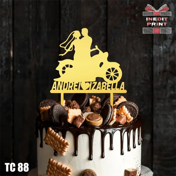 Topper Tort Personalizat MrMrs TC88 Lemn natur, 13x13cm