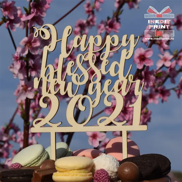 Topper tort Personalizat New Year TC234 Lemn natur, 13x13cm