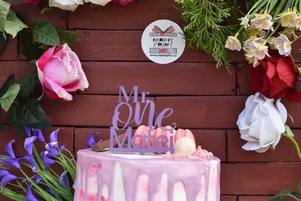 Topper Tort Personalizat Nume TC91 Lemn natur, 20x20cm