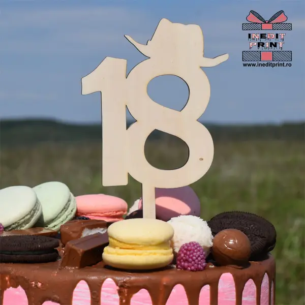 Topper tort Personalizat TC258 Lemn natur, 16x16cm