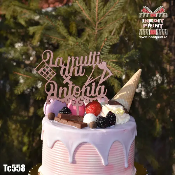 Topper tort Personalizat TC558 Lemn natur, 13x13cm