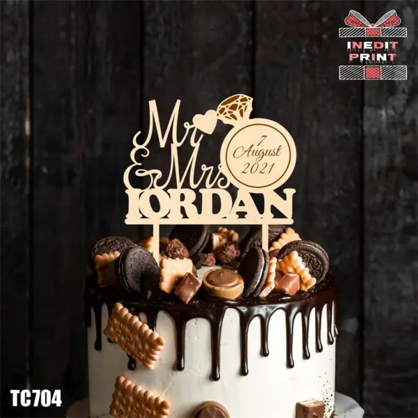 Topper Tort Personalizat TC704 Lemn natur, 16x16cm