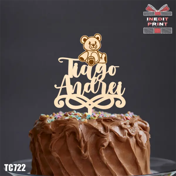 Topper Tort Personalizat TC722 Lemn natur, 16x16cm