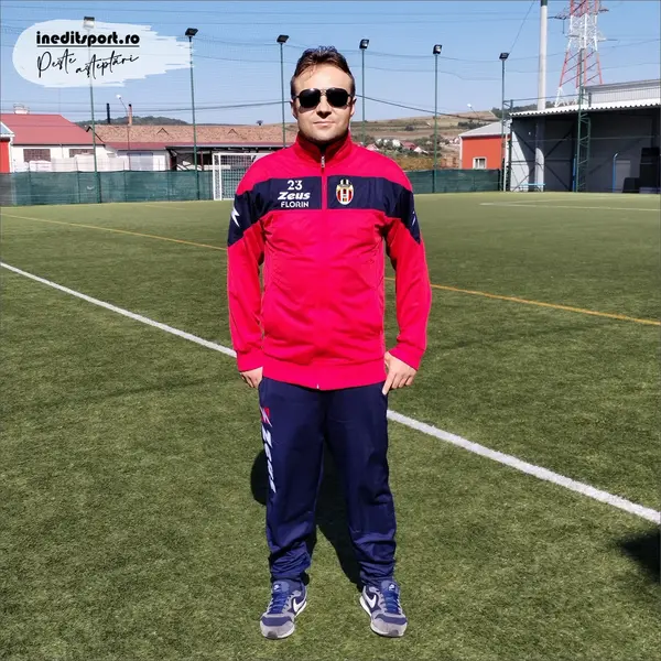 Trening copii si adulti ZEUS APOLLO personalizabil M, Rosu-Negru