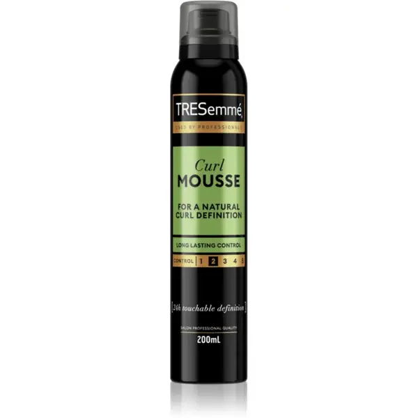 TRESemmé Botanique Cactus Water & Coconut spumă de styling pentru păr creț 200 ml