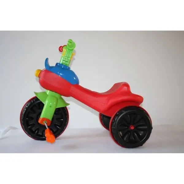 Tricicleta pentru copii Burak Toys Funny Red cu claxon si pedale, greutate maxima admisa 20 kg