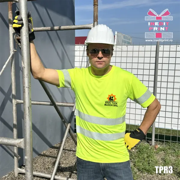 Tricou cu benzi reflectorizante personalizabil TPR3 S