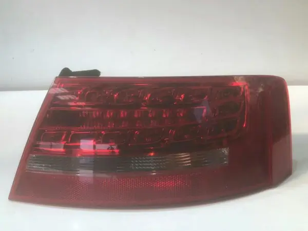 Tripla spate dreapta aripa led 8T0945096D Audi A5 (2007-2011) [8T3]