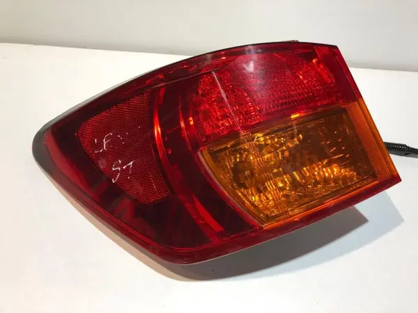 Tripla spate stanga aripa Lexus IS 2 (2005-2013)