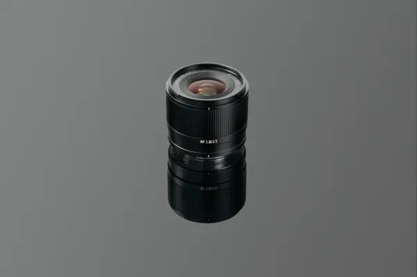 TTArtisan APS-C AF 17mm F1.8 Obiectiv Sony E-mount, Autofocus, Diafragma F1.8, Unghi 81°, Greutate 161g