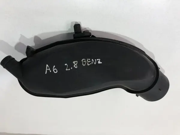 Tub admisie aer 078133356S Volkswagen Passat B5 (1996-2005) 2.8 benzina