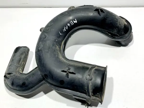 Tub admisie aer 8200923128 Renault Megane 3 (2008-2012) 1.5 dci K9K (834)
