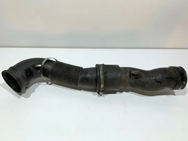 Tub / furtun admisie aer 13254633 Opel Astra J (2009-2012) 1.7 cdti A17DTF