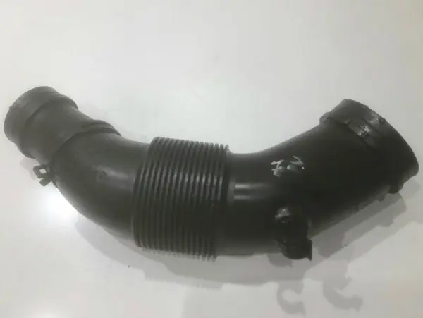 Tubulatura admisie aer 7P0129627B Volkswagen Touareg 2 (2010-2015) [7P] 3.0 tdi CRCA 245 cp