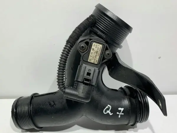 Tubulatura intercooler cu senzor 7L6145795AB Audi Q7 (2006-2010) [4L] 3.0 tdi CJGA