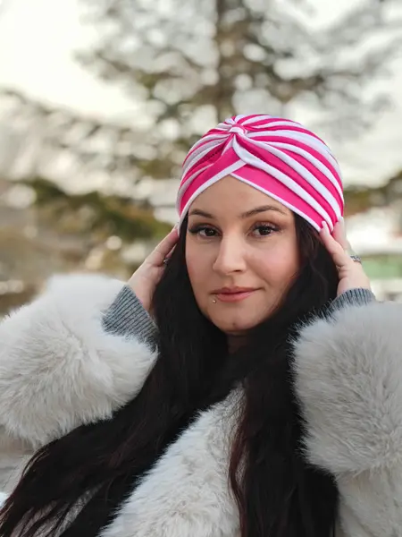 Turban Leyla - Roz Alb