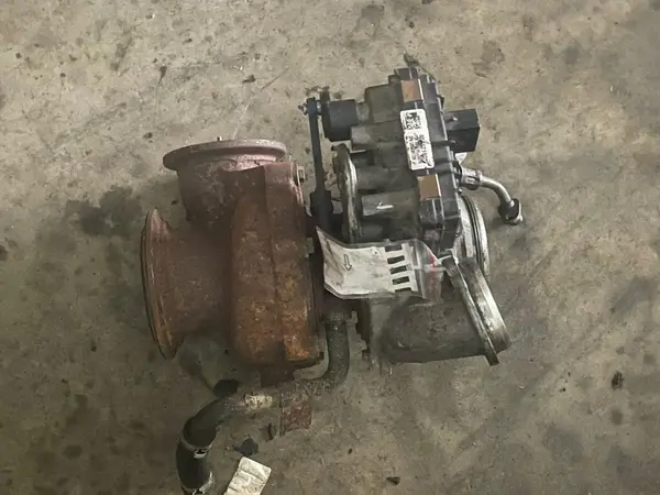 Turbina 8584218 BMW Seria 5 (2017-2024) [G30] 3.0d b57