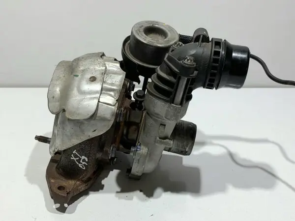 Turbo H8201067824 Renault Trafic 3 (2014->) 1.6 dci R9M 410