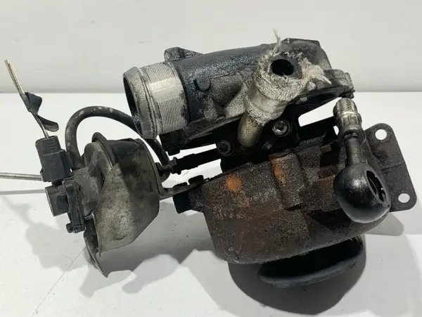 Turbosuflanta 8V4Q-6K682-AA Ford Focus 2 facelift (2008-2010) 2.0 tdi; 2.0 tdci G6DG 136 cp; G6DG 136 cp
