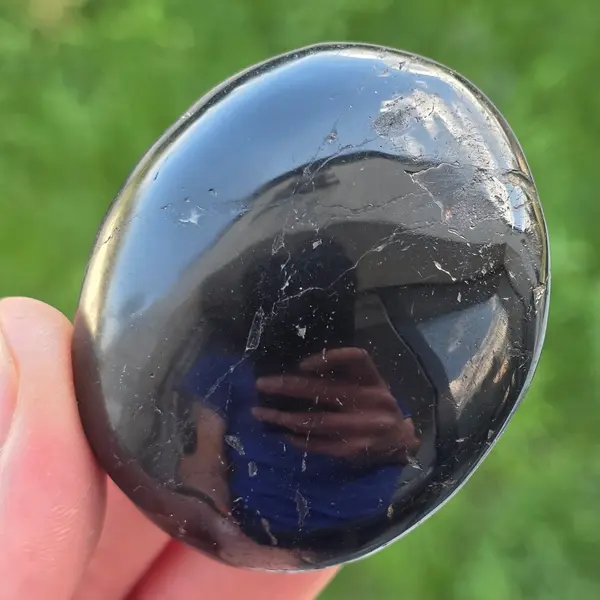 Turmalina neagra palmstone m13