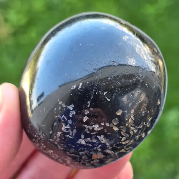 Turmalina neagra palmstone m3