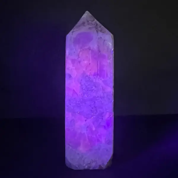 Turn/ obelisc hackmanit Uv reactive m5